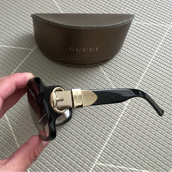Gucci Sunglasses with Case - Picture 2 of 3